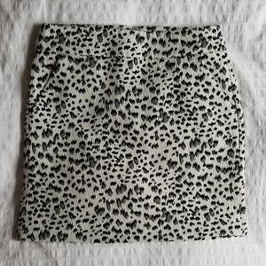 LOFT Snow Leapord Print Skirt S EUC